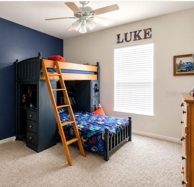 For Sale: $369,900 (4 beds, 2 baths, 1755 Square Feet)
