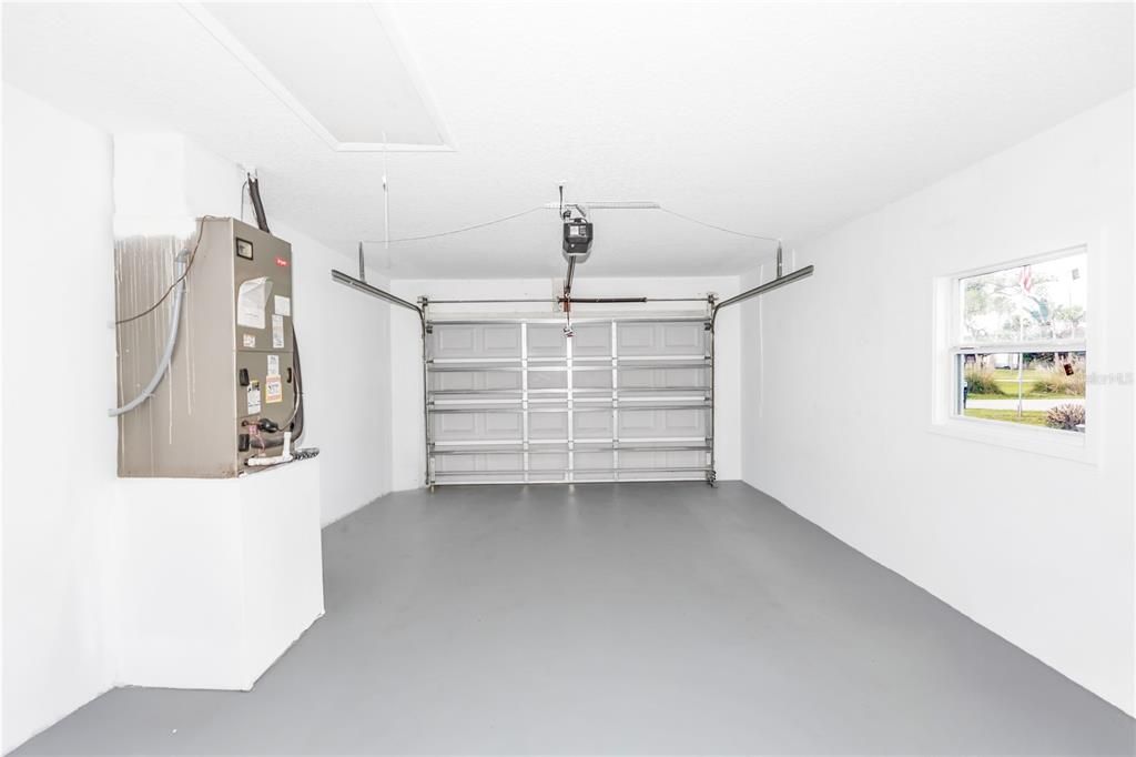 Active With Contract: $380,000 (2 beds, 2 baths, 1583 Square Feet)
