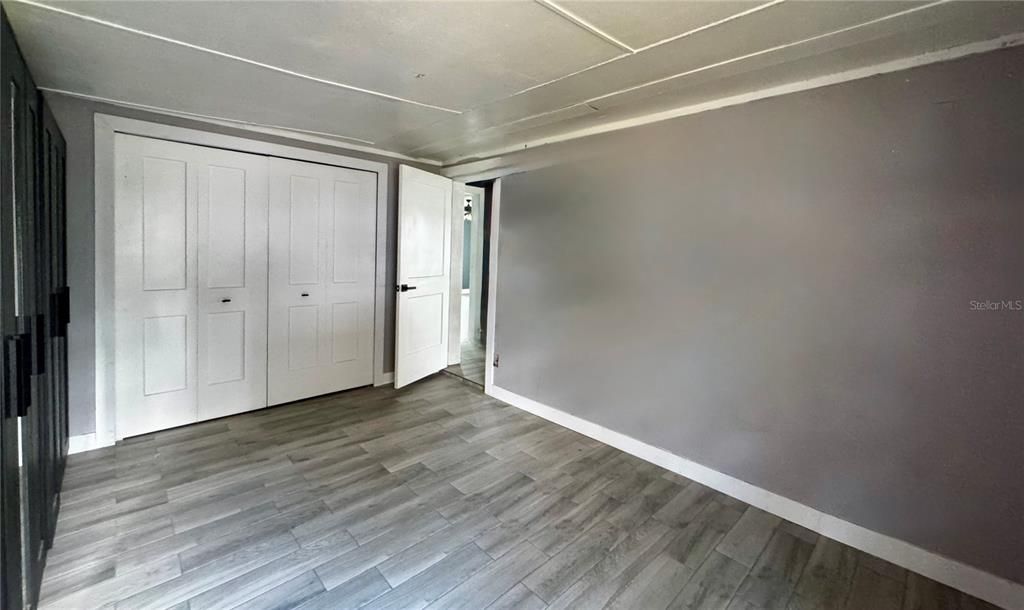 For Sale: $299,000 (3 beds, 2 baths, 1570 Square Feet)