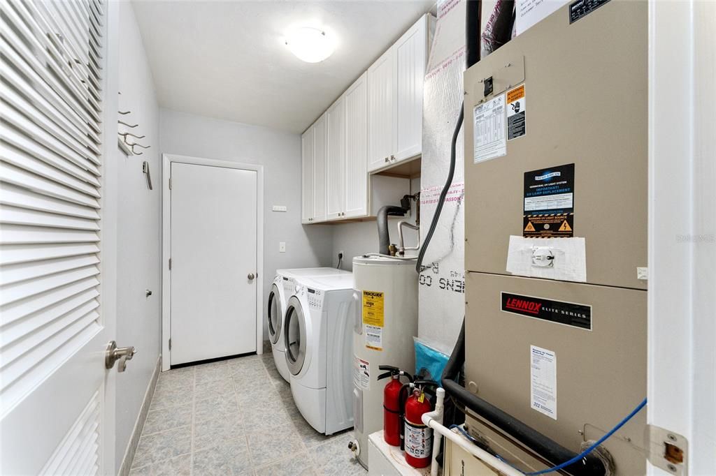 En Venta: $369,900 (3 camas, 2 baños, 1823 Pies cuadrados)