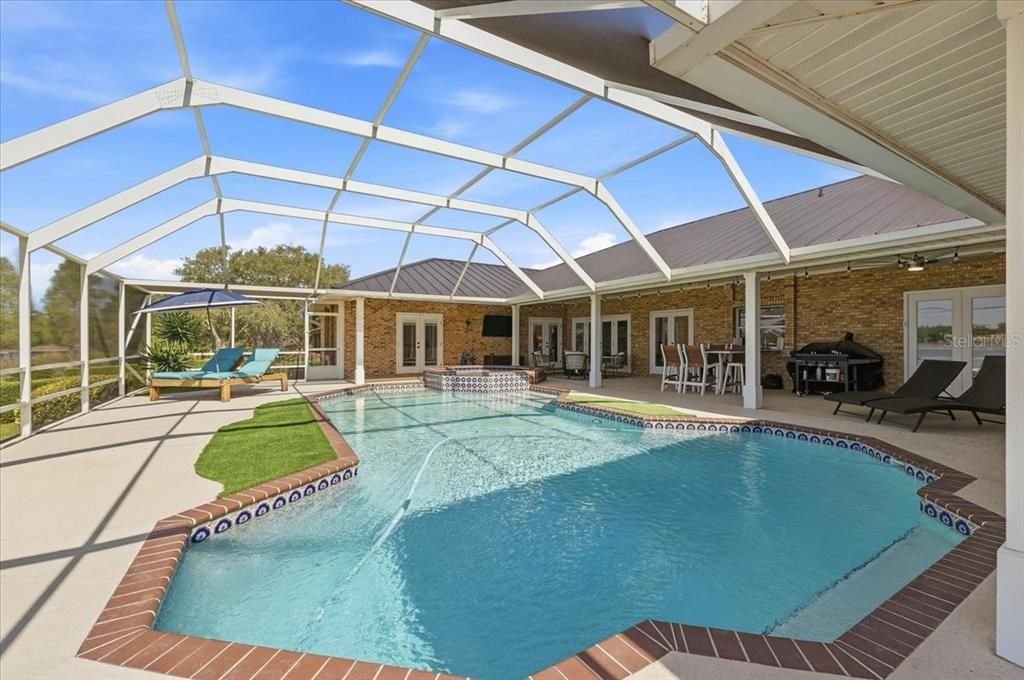 For Sale: $975,000 (4 beds, 3 baths, 3973 Square Feet)