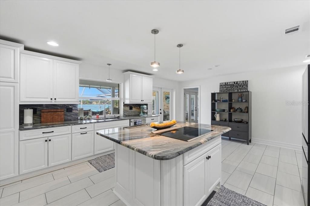 For Sale: $975,000 (4 beds, 3 baths, 3973 Square Feet)