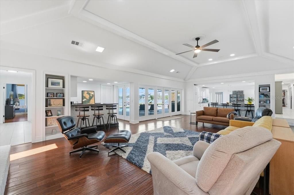 For Sale: $975,000 (4 beds, 3 baths, 3973 Square Feet)