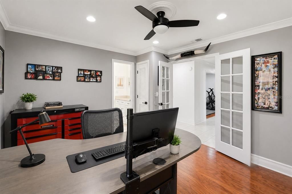 For Sale: $975,000 (4 beds, 3 baths, 3973 Square Feet)