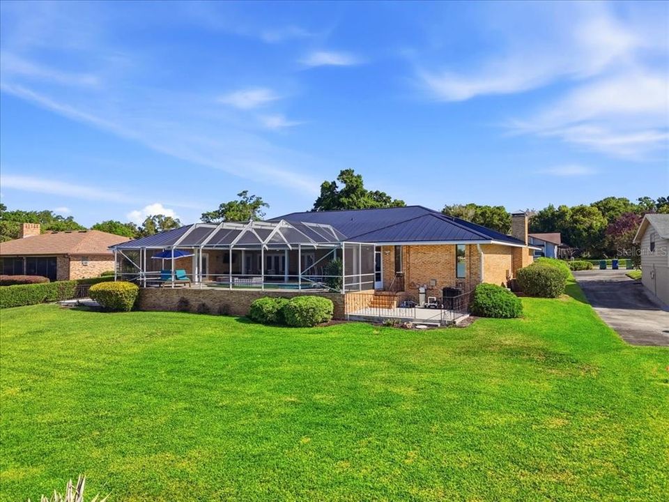 For Sale: $975,000 (4 beds, 3 baths, 3973 Square Feet)