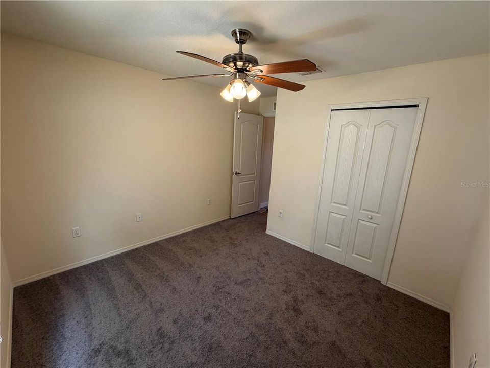 На продажу: $270,000 (3 спален, 2 ванн, 1405 Квадратных фут)