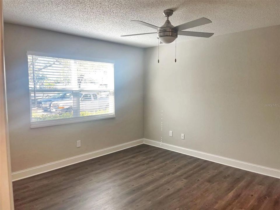 Activo con contrato: $119,000 (2 camas, 2 baños, 900 Pies cuadrados)