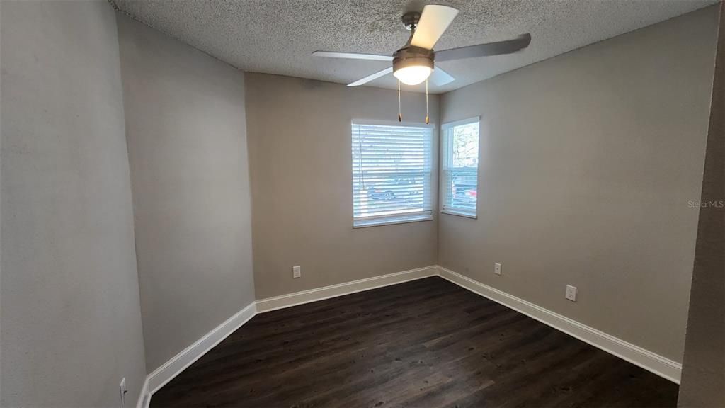Activo con contrato: $119,000 (2 camas, 2 baños, 900 Pies cuadrados)