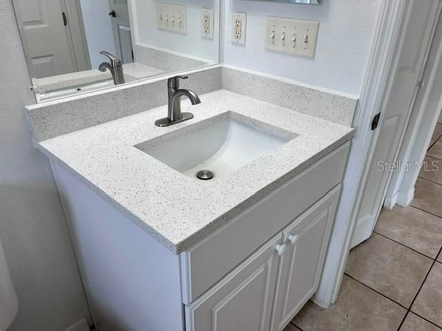 For Sale: $209,000 (2 beds, 2 baths, 1166 Square Feet)