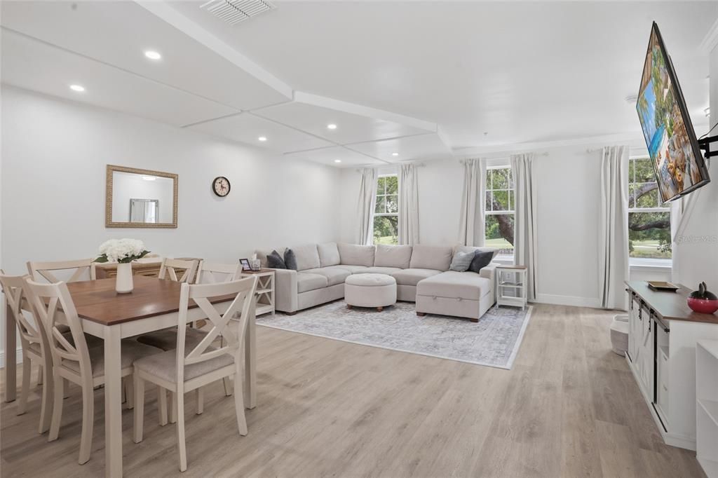 En Venta: $495,000 (3 camas, 2 baños, 1640 Pies cuadrados)