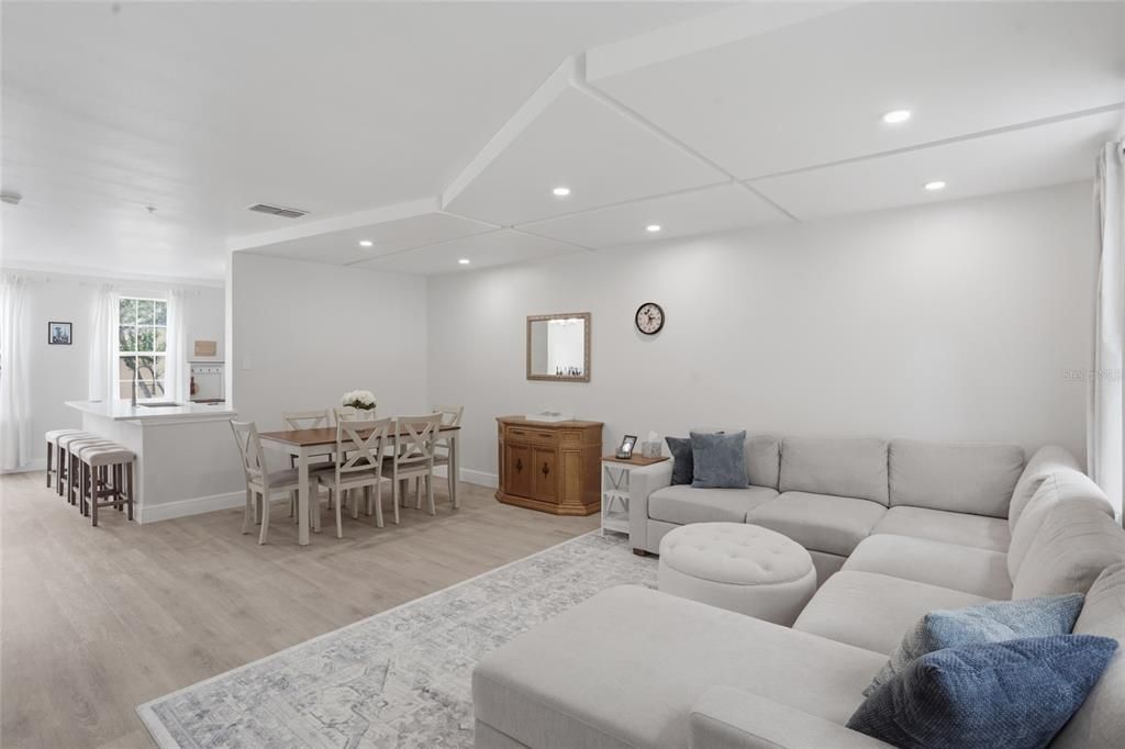 En Venta: $495,000 (3 camas, 2 baños, 1640 Pies cuadrados)