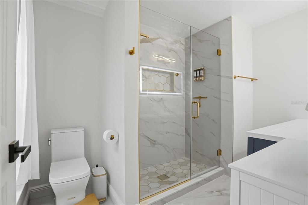 En Venta: $495,000 (3 camas, 2 baños, 1640 Pies cuadrados)