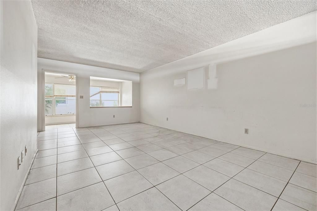 En Venta: $64,900 (1 camas, 1 baños, 755 Pies cuadrados)