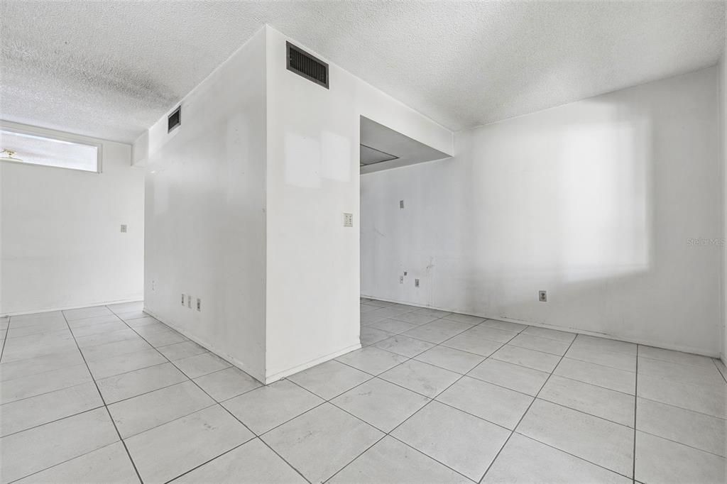 En Venta: $64,900 (1 camas, 1 baños, 755 Pies cuadrados)