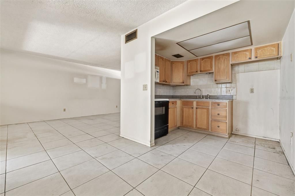 En Venta: $64,900 (1 camas, 1 baños, 755 Pies cuadrados)