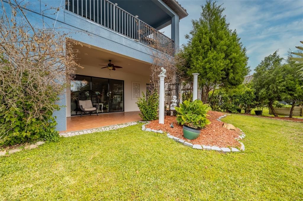 En Venta: $1,039,000 (5 camas, 4 baños, 4218 Pies cuadrados)