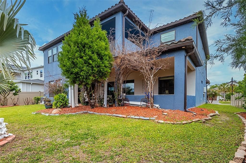 En Venta: $1,039,000 (5 camas, 4 baños, 4218 Pies cuadrados)