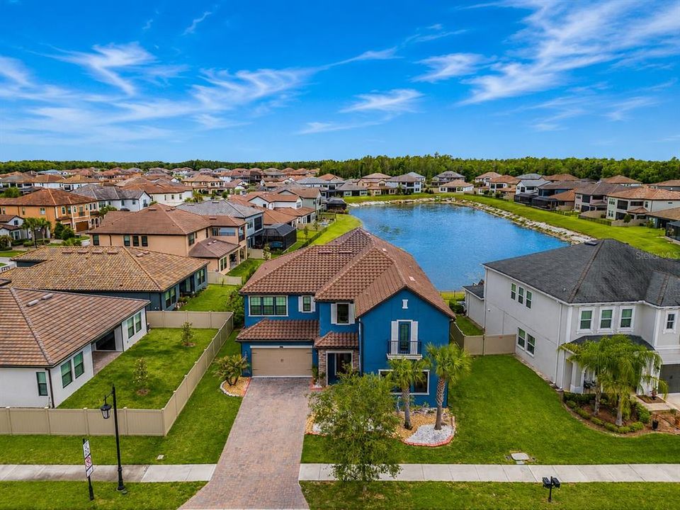 En Venta: $1,039,000 (5 camas, 4 baños, 4218 Pies cuadrados)