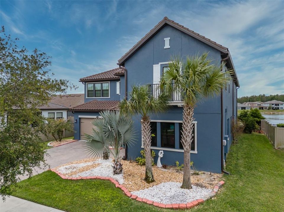 En Venta: $1,039,000 (5 camas, 4 baños, 4218 Pies cuadrados)