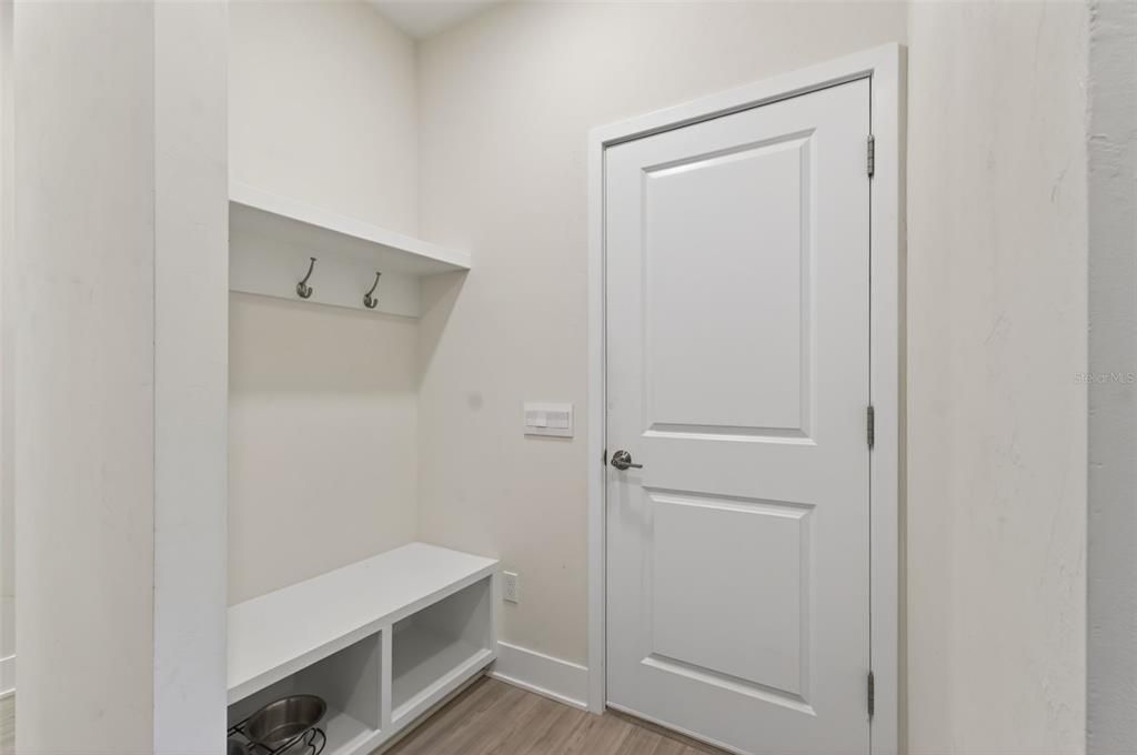 Active With Contract: $559,000 (4 beds, 2 baths, 2264 Square Feet)
