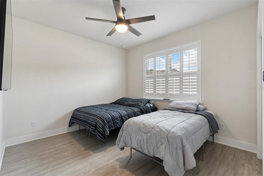Active With Contract: $559,000 (4 beds, 2 baths, 2264 Square Feet)