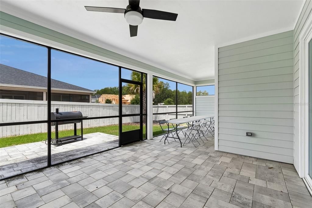 Active With Contract: $559,000 (4 beds, 2 baths, 2264 Square Feet)