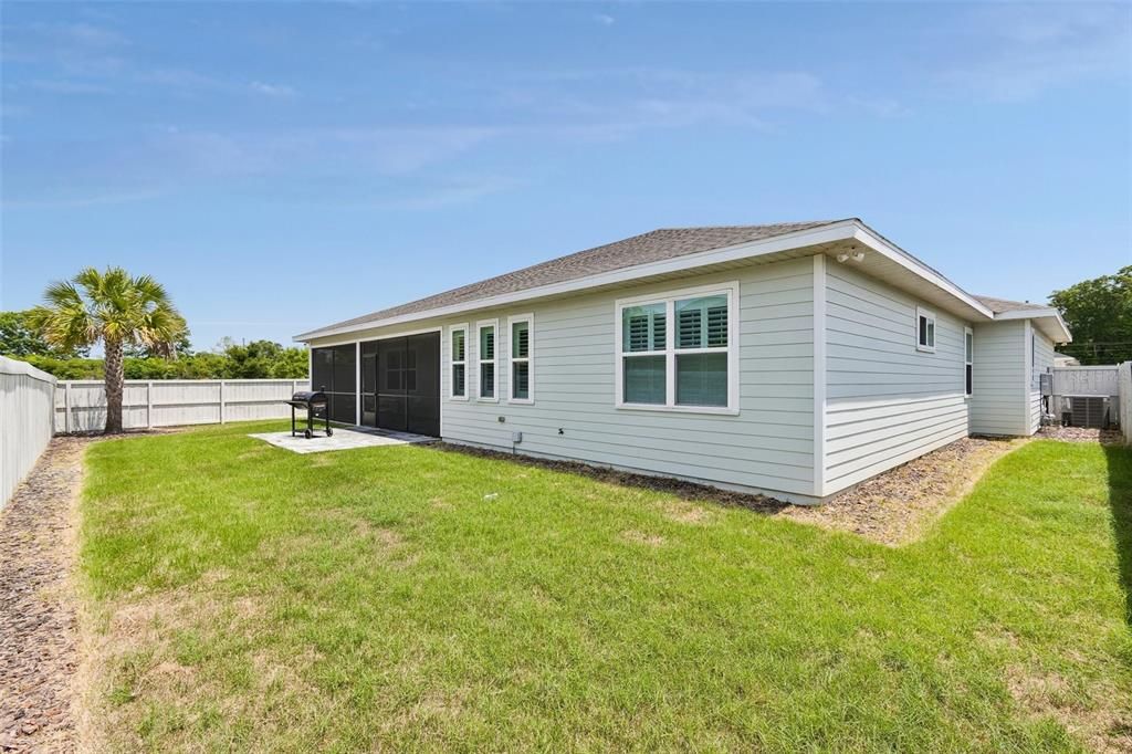 Active With Contract: $559,000 (4 beds, 2 baths, 2264 Square Feet)