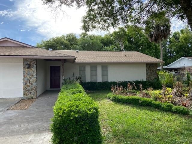 Recently Rented: $2,250 (3 beds, 2 baths, 1430 Square Feet)