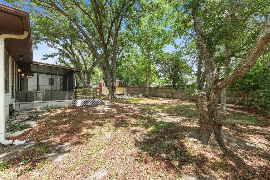 Active With Contract: $195,000 (3 beds, 2 baths, 1275 Square Feet)