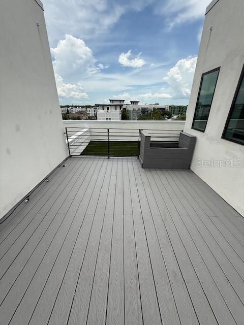 В аренду: $4,700 (3 спален, 3 ванн, 2097 Квадратных фут)