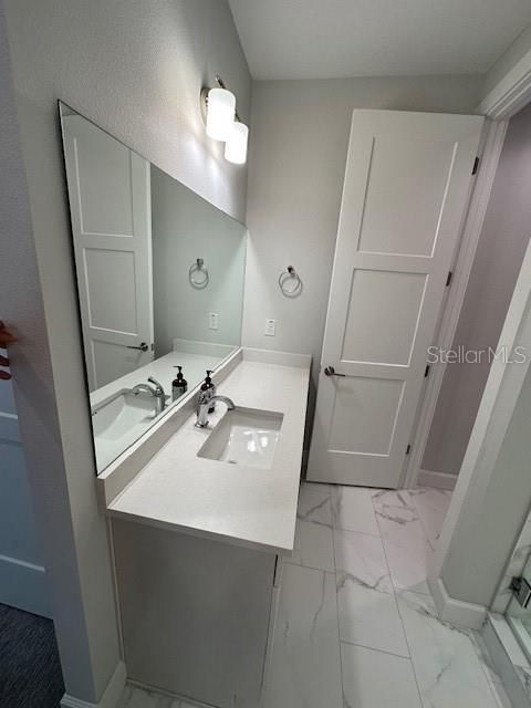 В аренду: $4,700 (3 спален, 3 ванн, 2097 Квадратных фут)