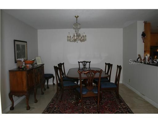 En Renta: $7,500 (3 camas, 3 baños, 2448 Pies cuadrados)
