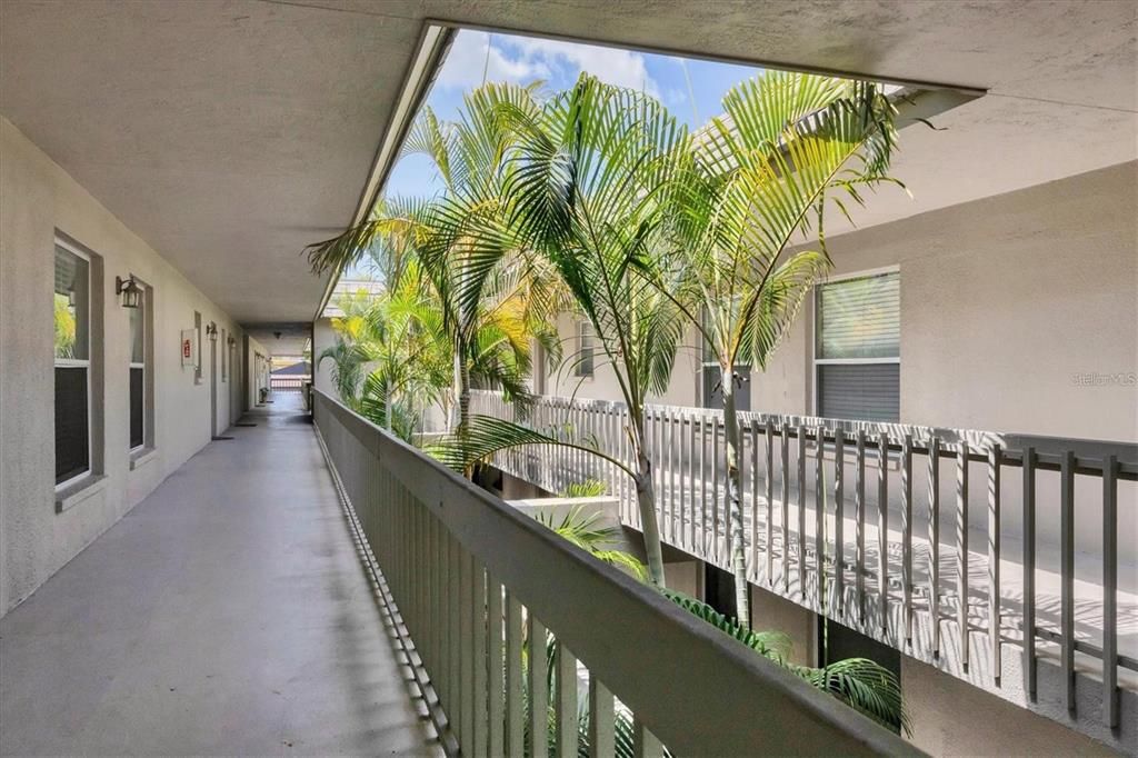 For Rent: $1,850 (2 beds, 2 baths, 1122 Square Feet)