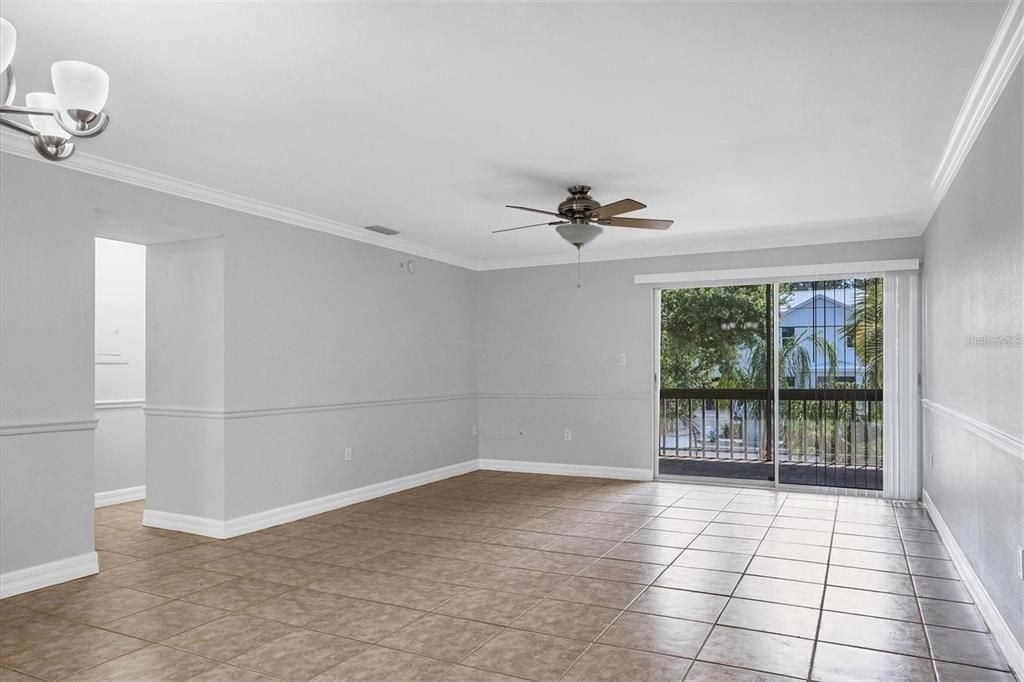 For Rent: $1,850 (2 beds, 2 baths, 1122 Square Feet)