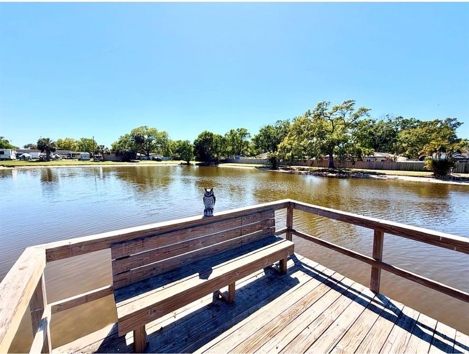 For Sale: $232,000 (2 beds, 2 baths, 904 Square Feet)