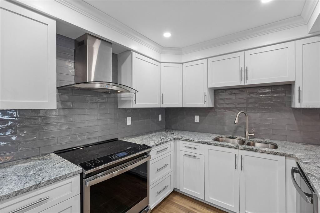 В аренду: $4,500 (3 спален, 2 ванн, 1624 Квадратных фут)