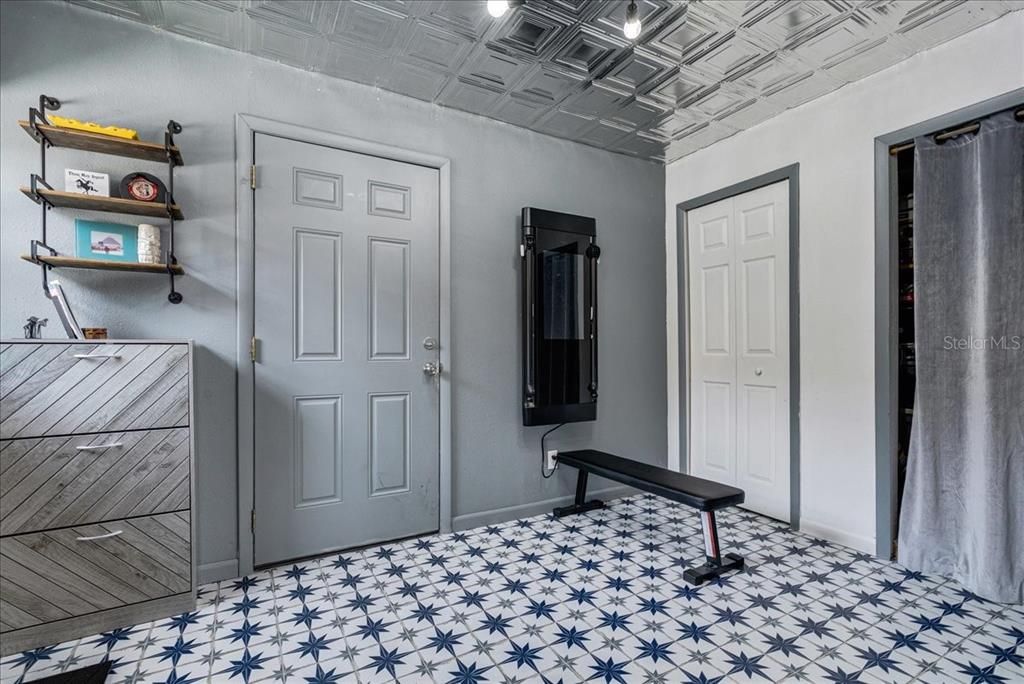 En Venta: $545,000 (3 camas, 2 baños, 1999 Pies cuadrados)