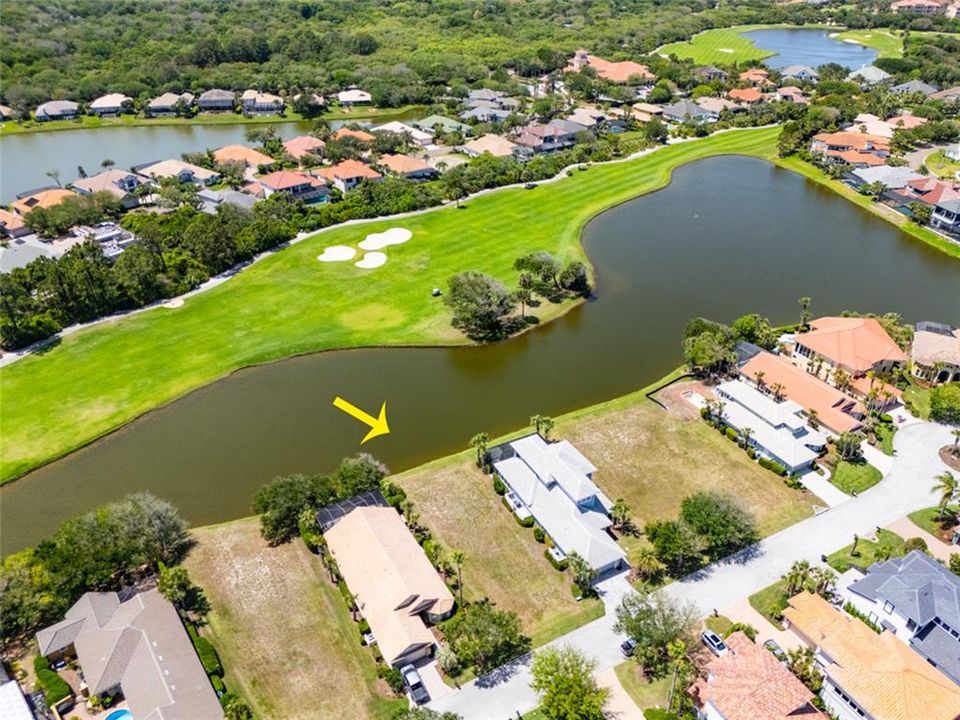 En Venta: $350,000 (0.16 acres)
