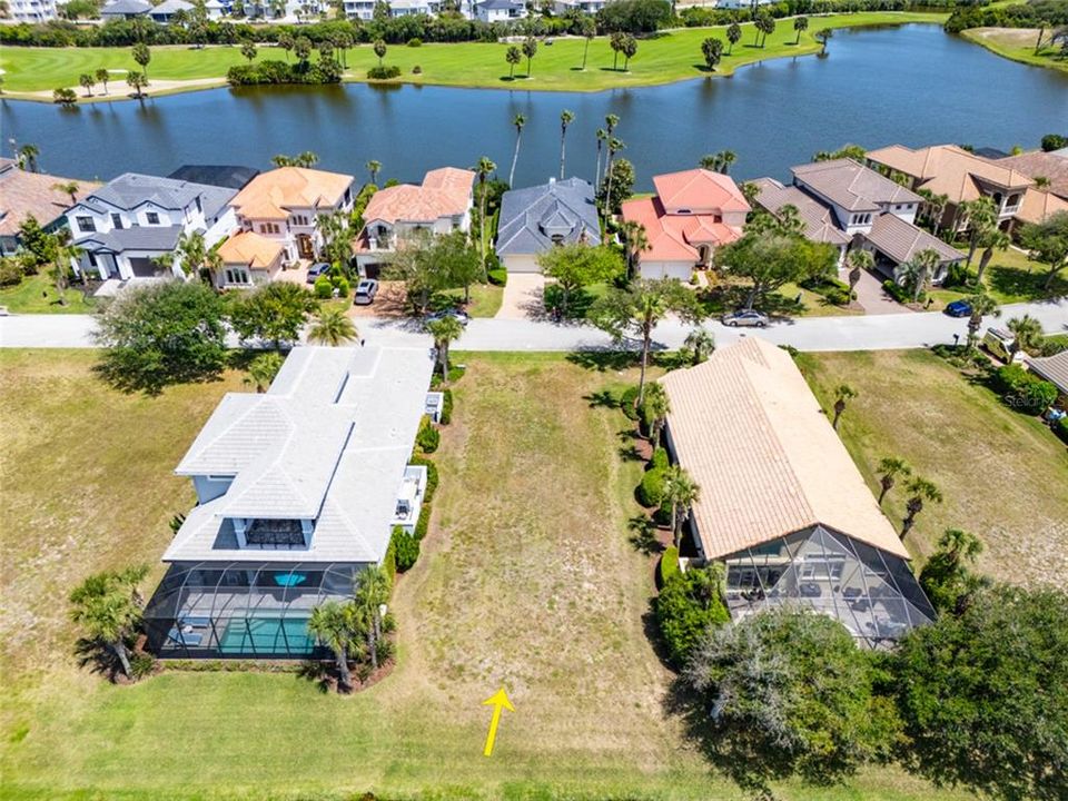 En Venta: $350,000 (0.16 acres)
