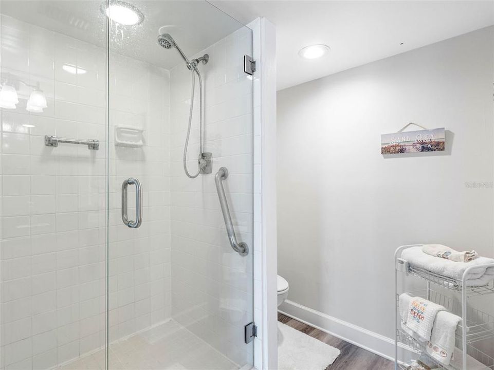 В аренду: $3,500 (2 спален, 2 ванн, 1298 Квадратных фут)