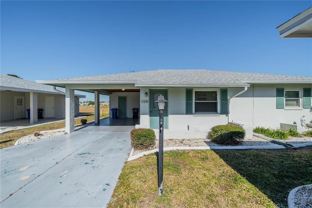 For Sale: $179,000 (2 beds, 1 baths, 992 Square Feet)