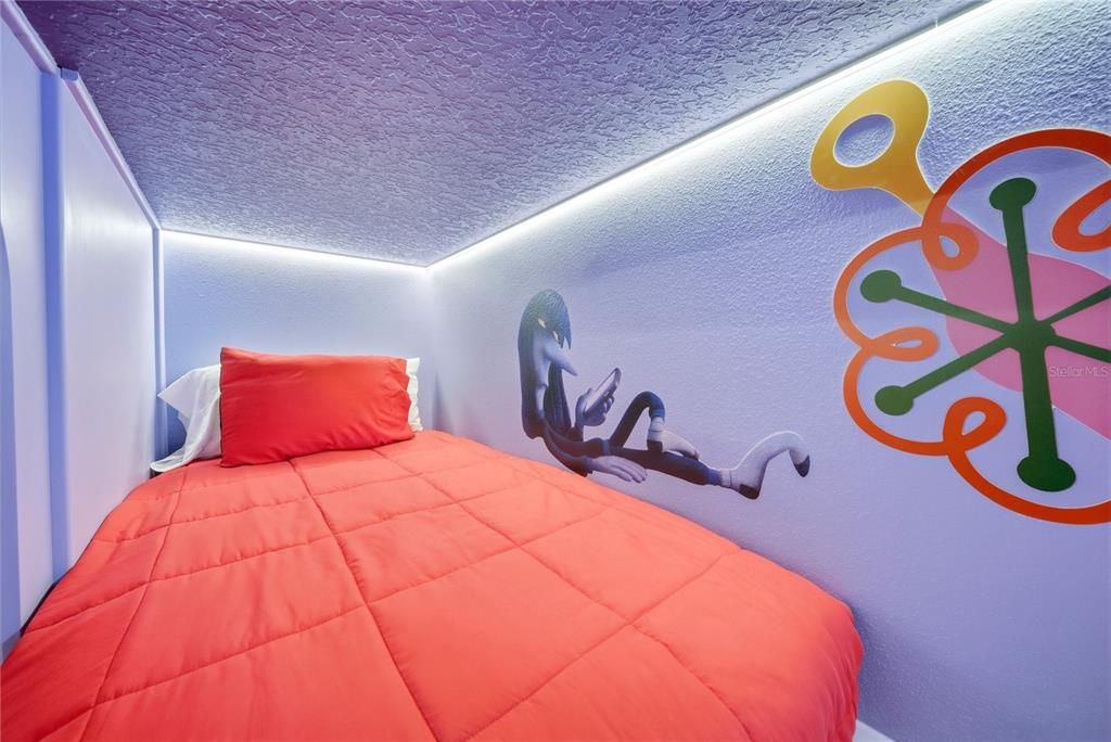 En Venta: $1,200,000 (7 camas, 6 baños, 3544 Pies cuadrados)