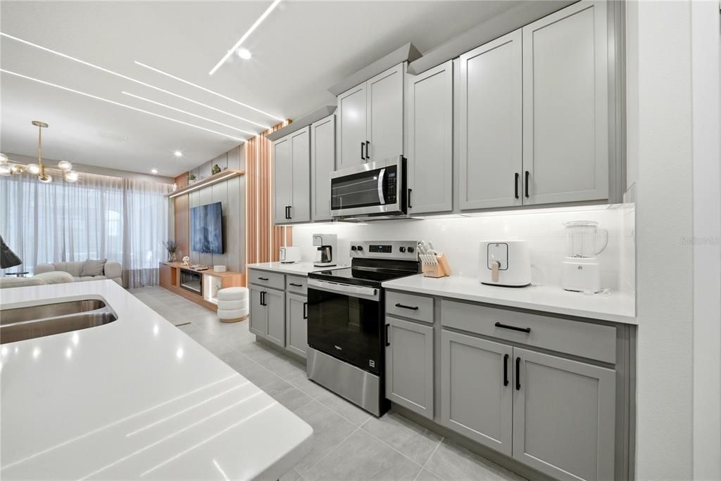 En Venta: $1,200,000 (7 camas, 6 baños, 3544 Pies cuadrados)