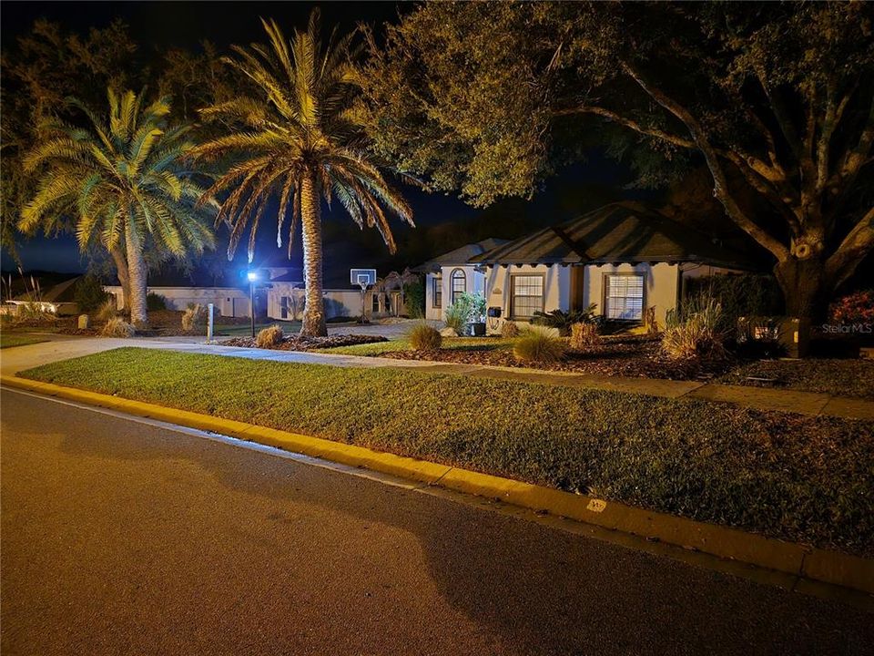 En Venta: $707,150 (4 camas, 3 baños, 2586 Pies cuadrados)
