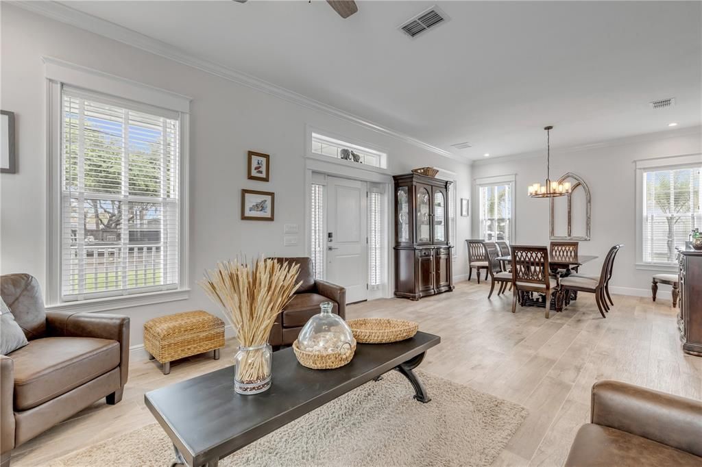 For Sale: $1,599,000 (4 beds, 2 baths, 2842 Square Feet)