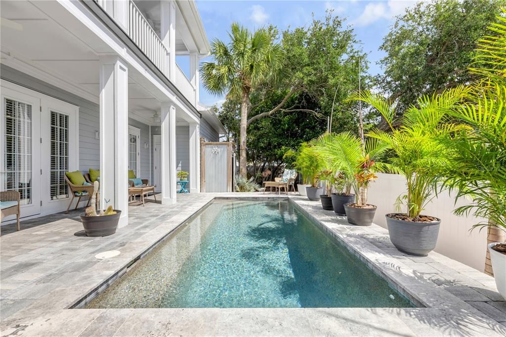 For Sale: $1,599,000 (4 beds, 2 baths, 2842 Square Feet)