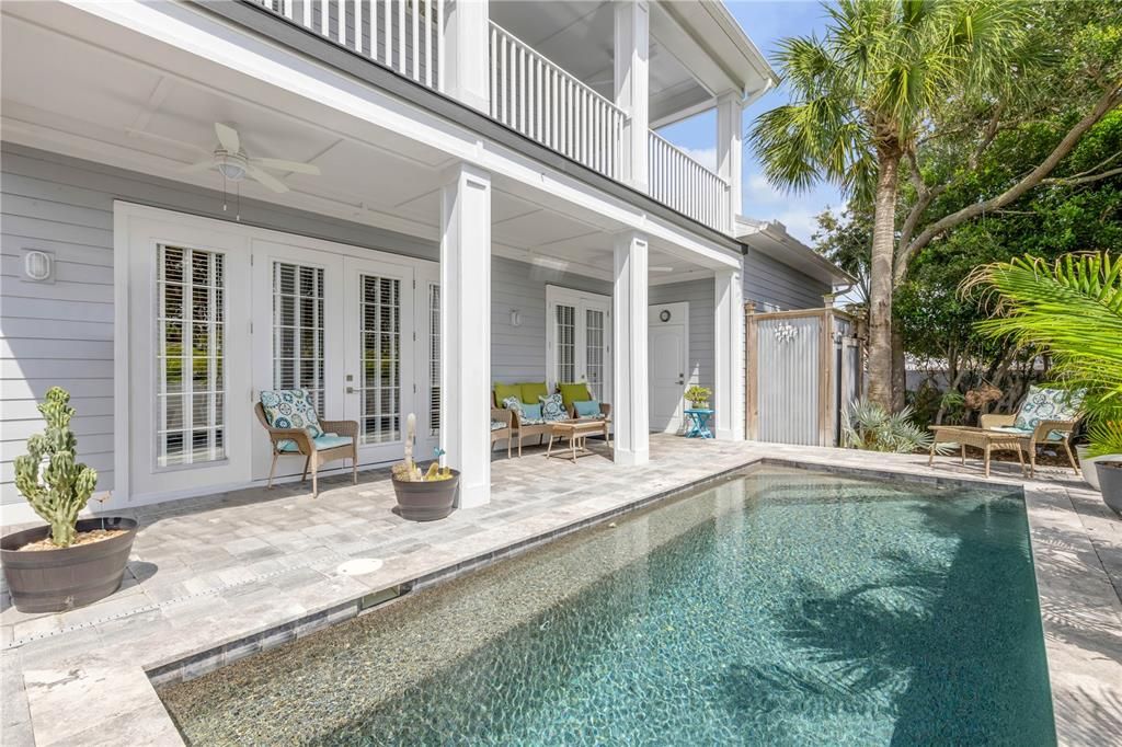 For Sale: $1,599,000 (4 beds, 2 baths, 2842 Square Feet)