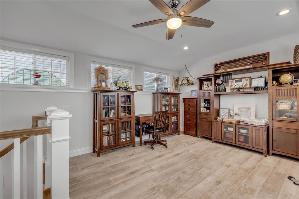 For Sale: $1,599,000 (4 beds, 2 baths, 2842 Square Feet)