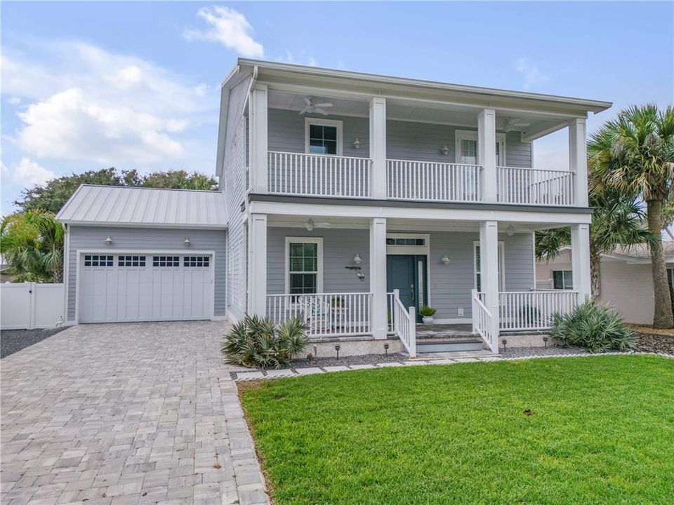 For Sale: $1,599,000 (4 beds, 2 baths, 2842 Square Feet)