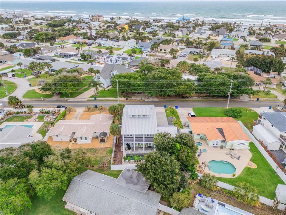 For Sale: $1,599,000 (4 beds, 2 baths, 2842 Square Feet)